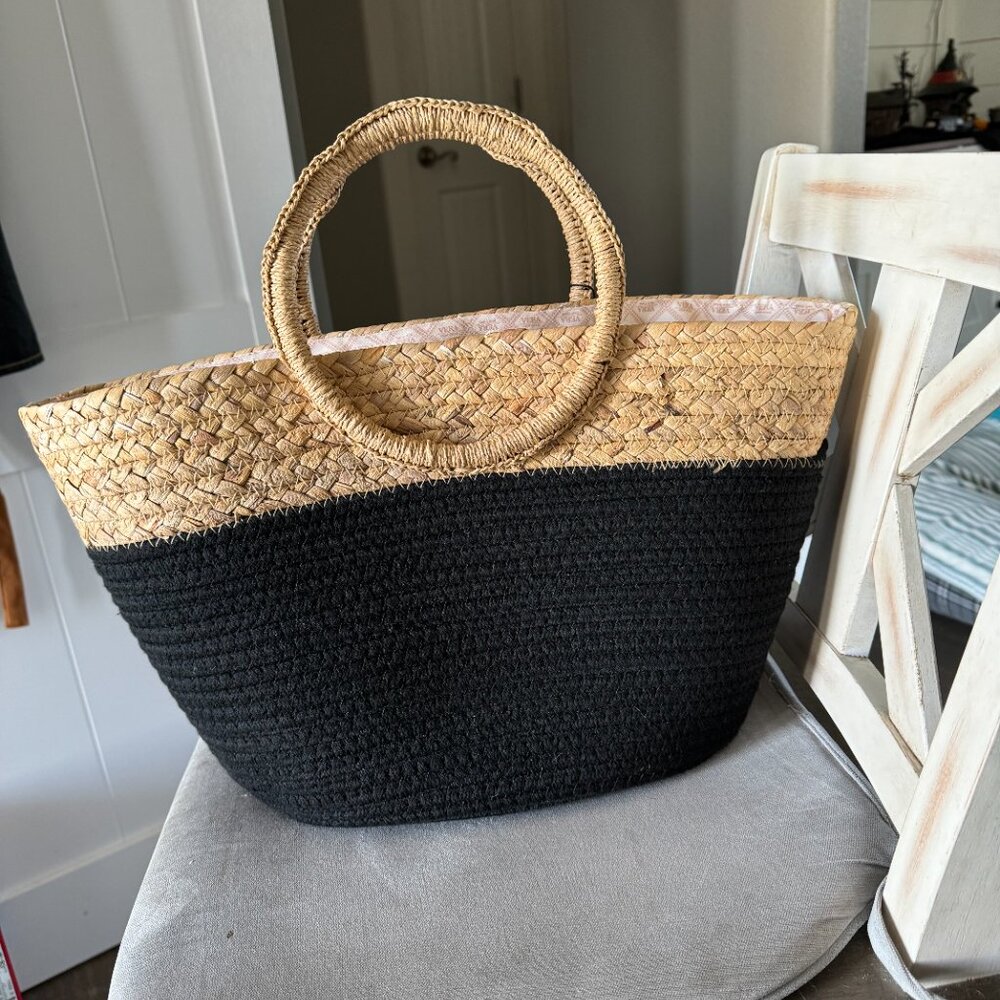 Women's Straw Handbag - Alice Straw Bag from Vera - Picture 6 of 8